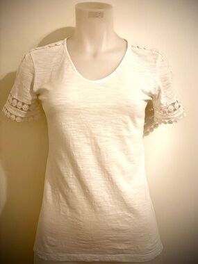 Talbots Petite Small White Short Sleeve Tee with Lace-Pom Trim, 100% cotton
